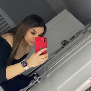 Meet your Posher, Karina